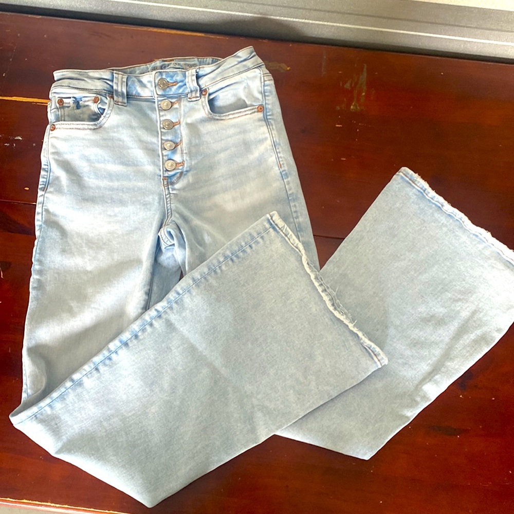 American eagle super hi rise flare size 6 reg
